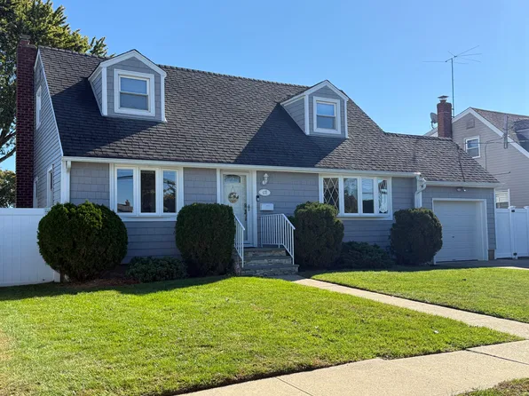 433 Ocean Ave, Massapequa Park, NY 11762