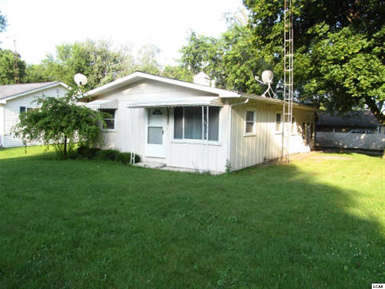 10886 Devils Lake Hwy photo 1