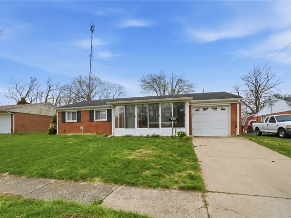 424 Cato Ct, New Lebanon, OH 45345