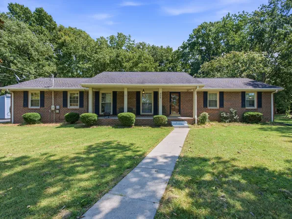 809 Dakota Dr, Lebanon, TN 37087
