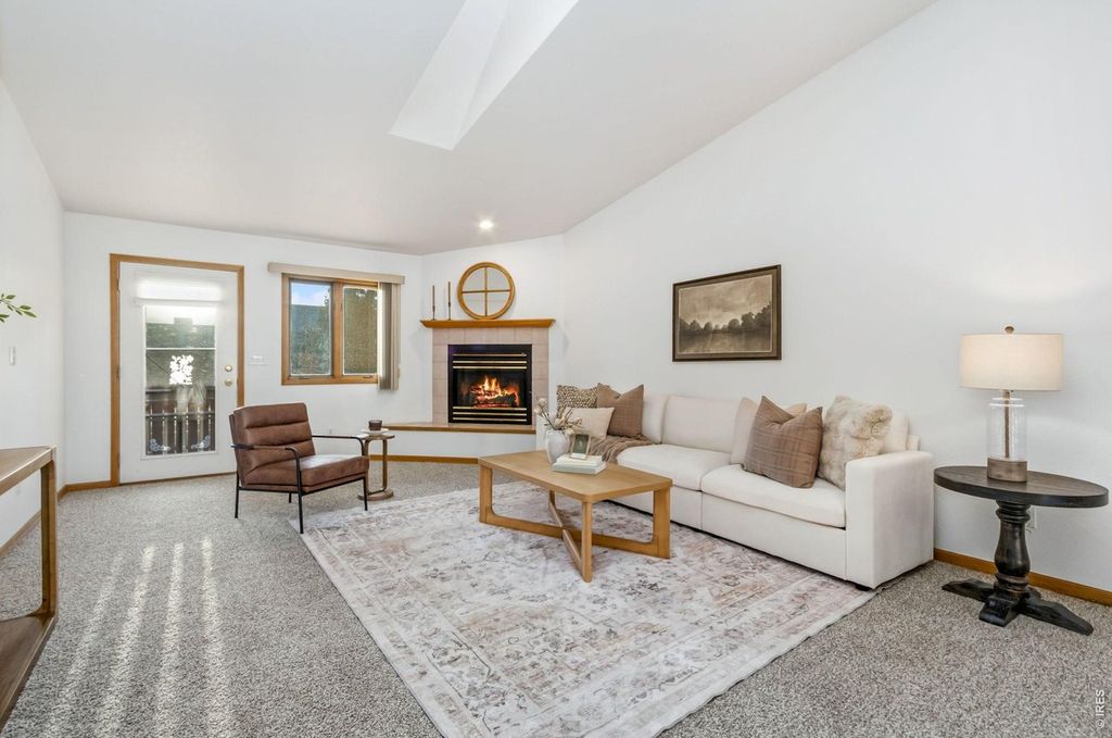 1633 Northbrook Ct