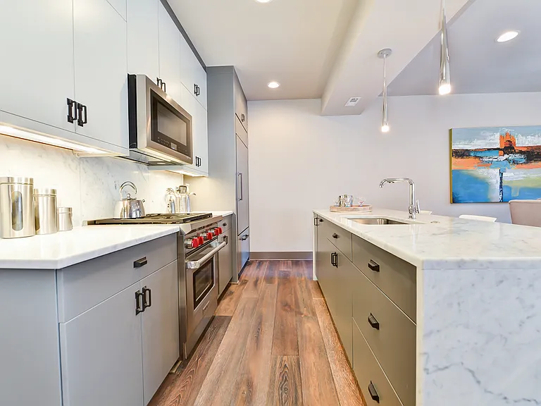3220 Grace St NW #4 — Photo 4