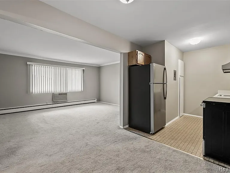 803 Plate St #207 — Photo 12