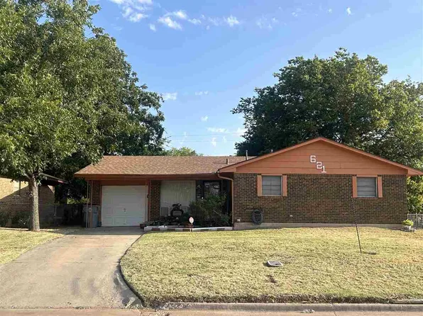 621 SW Arbuckle Ave, Lawton, OK 73501