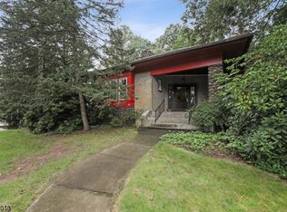 117 Maplewood Ave, Maplewood, NJ 07040