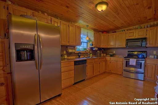 4th image of 172 Rolling Oaks Dr