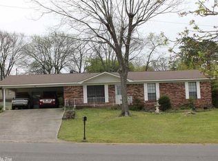 109 York Pl, Hot Springs, AR 71913