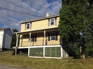 213 Quarry St, Mount Pleasant, PA 15666