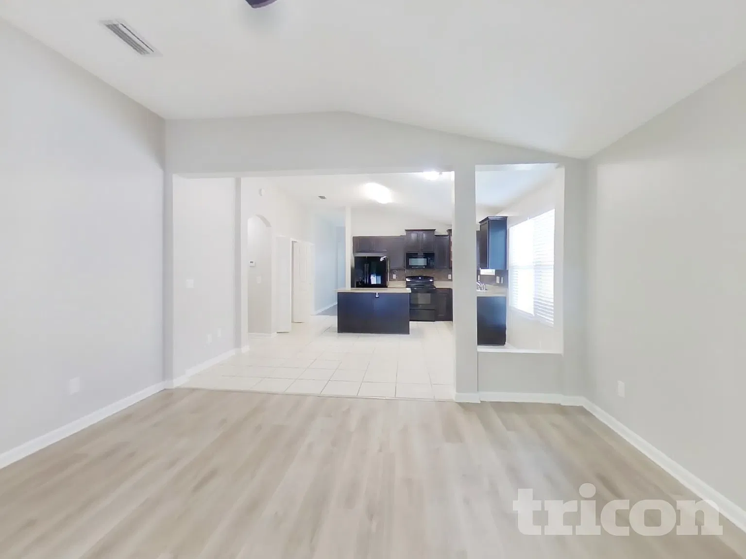 11089 Campus Heights Lane Jacksonville FL — Photo 3