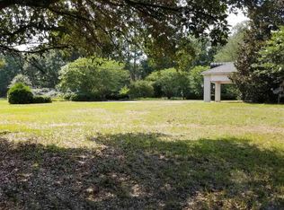 513 Highpoint Cir, Statesboro, GA 30458