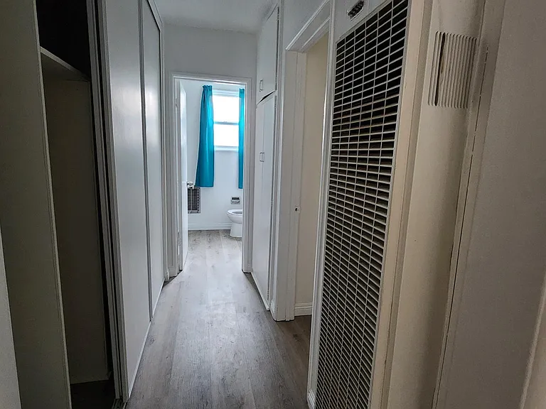 4848 Elmwood Ave #3 — Photo 8