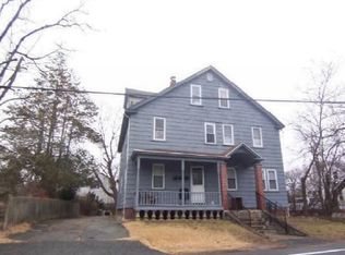 193 Sowams Rd, Barrington, RI 02806