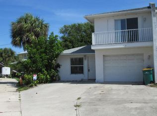 328 Ocean View Ln, Melbourne, FL 32903
