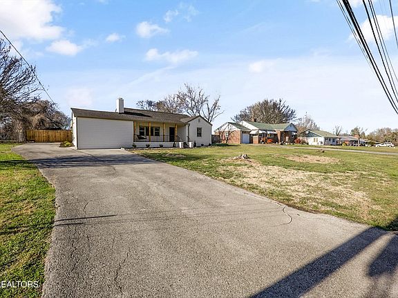 3rd image of 507 Lindy Dr