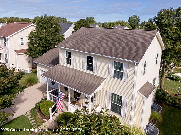 2nd image of 484 Avocet Dr