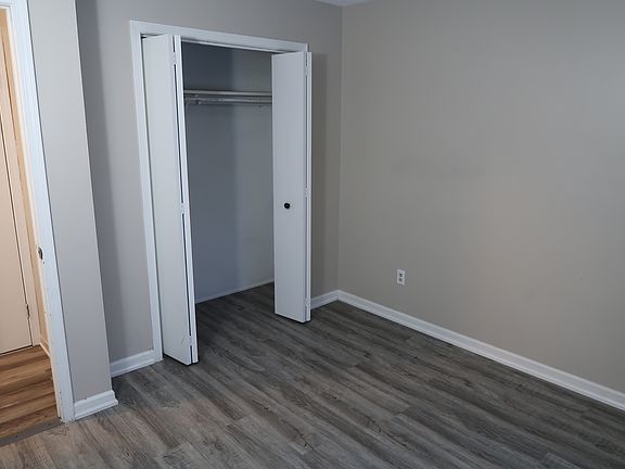 3rd image of 4756 Stauffer Ave SE