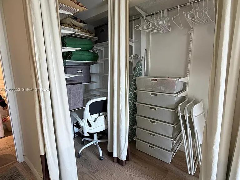540 Brickell Key Dr #1418 — Photo 5