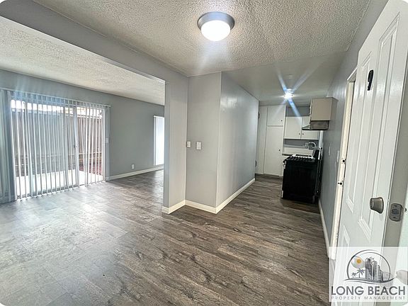 2nd image of 859 W 19th St APT 9