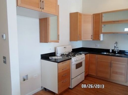 2nd image of 3954 N Oriole St #401