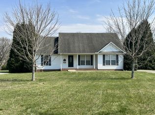 223 Greenwood Dr, Smithville, TN 37166