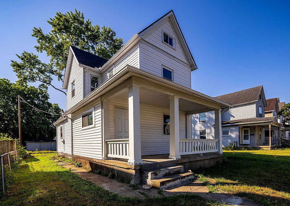 1st image of 40 Drake Ave