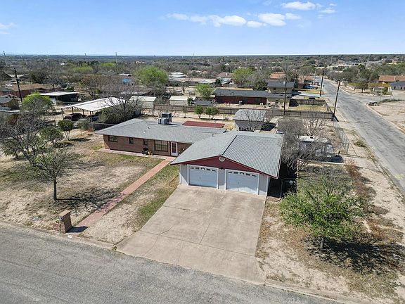 5th image of 208 N Broadview St