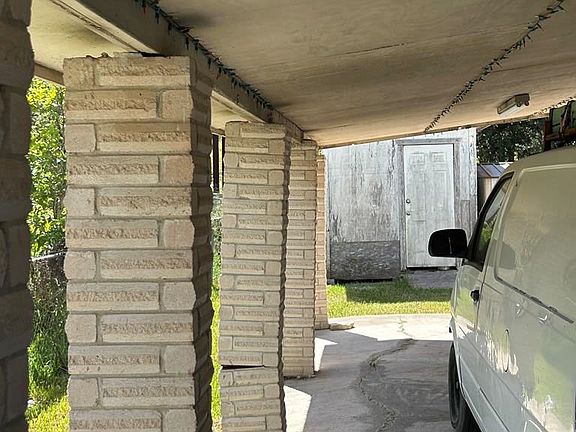 3rd image of 48 San Eugenio St