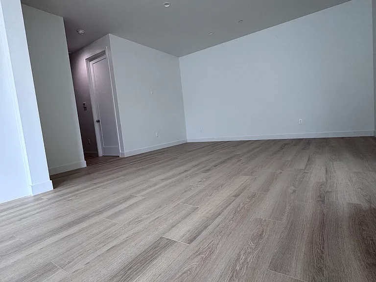 9801 Beachy Ave #3 — Photo 3