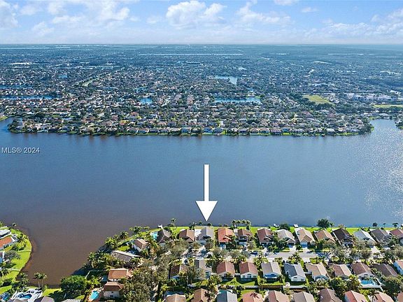 3rd image of 19134 NW 24th Ct