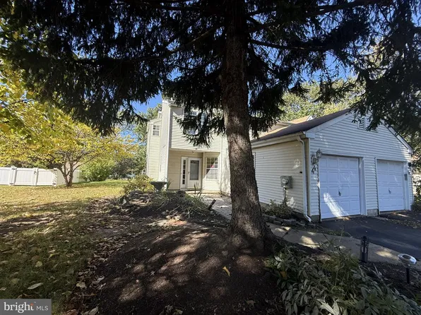 44 Kern Dr, Perkasie, PA 18944