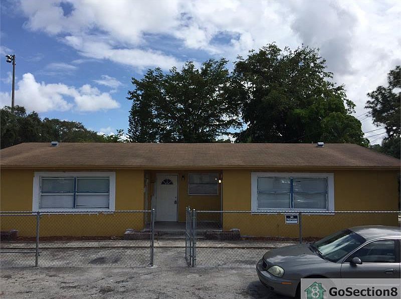 1st image of 889 NW 16th Ave #2