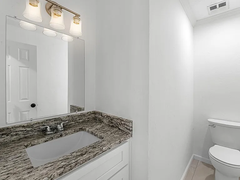 8011 Liberty Elm Ct — Photo 19