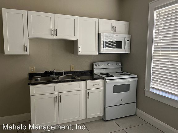4th image of 1065 South Blvd #1065