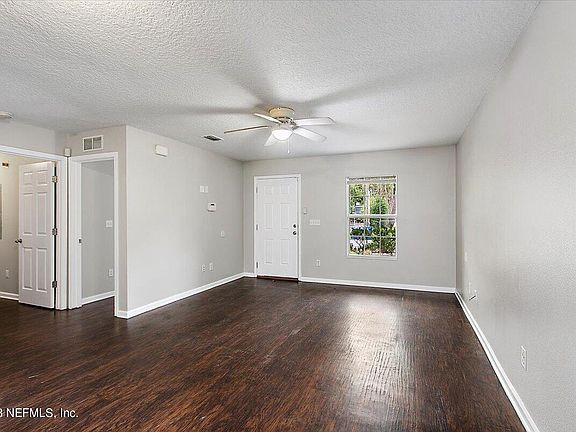 2nd image of 8931 COCOA Avenue