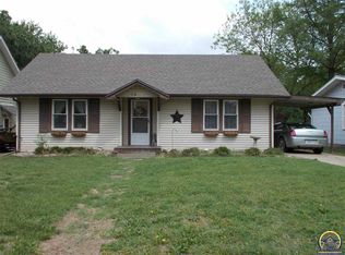 1402 Chestnut St, Emporia, KS 66801
