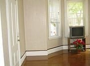 107 Franklin St #1, Brookline, MA 02445