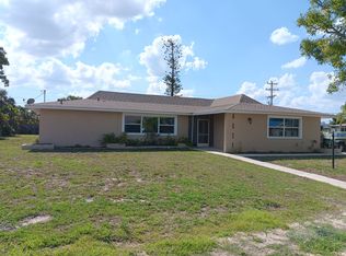 4002 SE 3rd Ave, Cape Coral, FL 33904