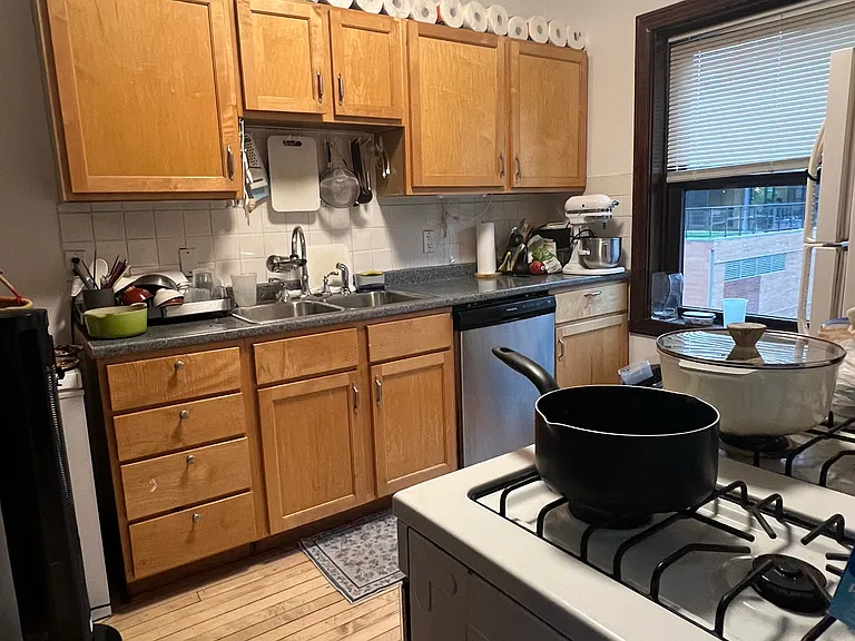 1713 Ridge Ave #301 — Photo 5