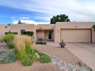 4002 Painted Pony Cir, Santa Fe, NM 87507