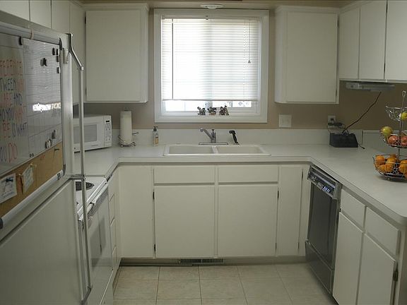 4th image of 245 I St