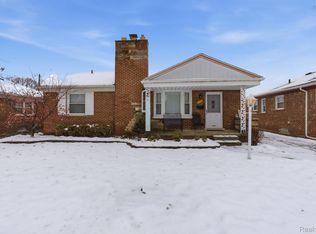 26062 Elsinore, Redford, MI 48239