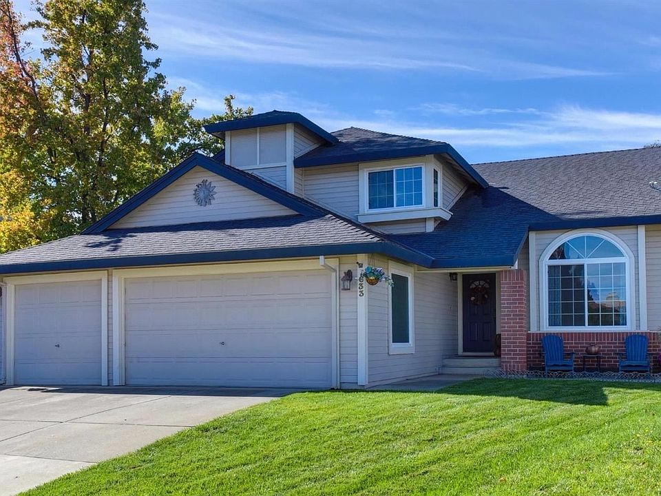 1st image of 633 Lunardi Way
