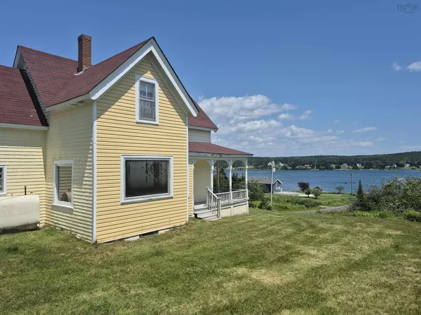 33 Macmillan Hill Rd, Guysborough, NS B0H 1S0
