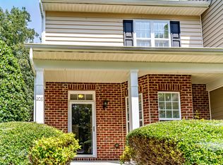 208 Sir William Ln, Rolesville, NC 27571