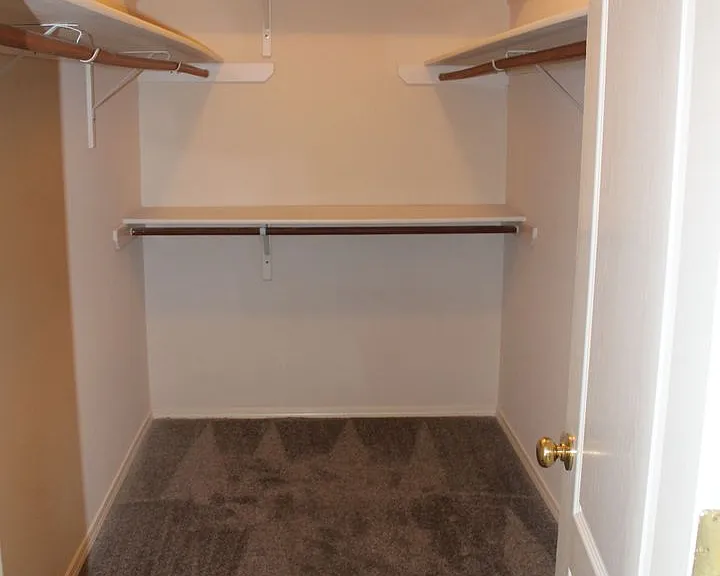 14313 Island Point Dr — Photo 13