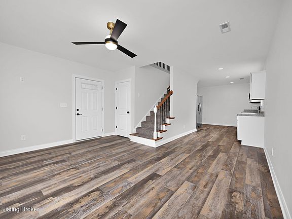 5th image of 392 N 1st St
