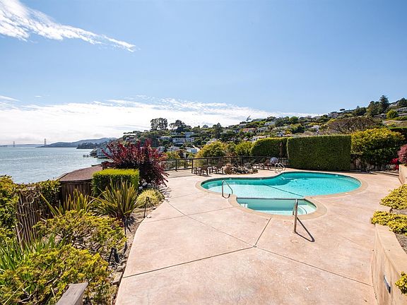 3rd image of 24 Linda Vista Ave