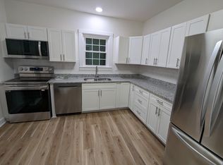 86 Winn Rd #3, Falmouth, ME 04105