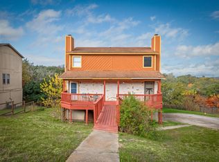 6910 Rifle Bnd #B, Austin, TX 78736