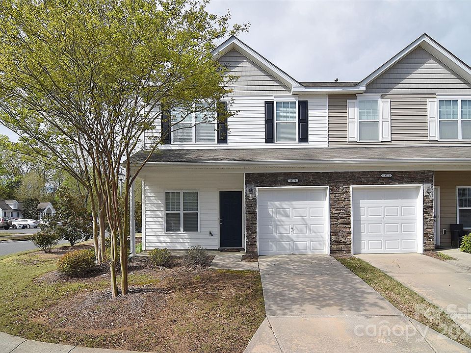 1st image of 13776 Singleleaf Ln